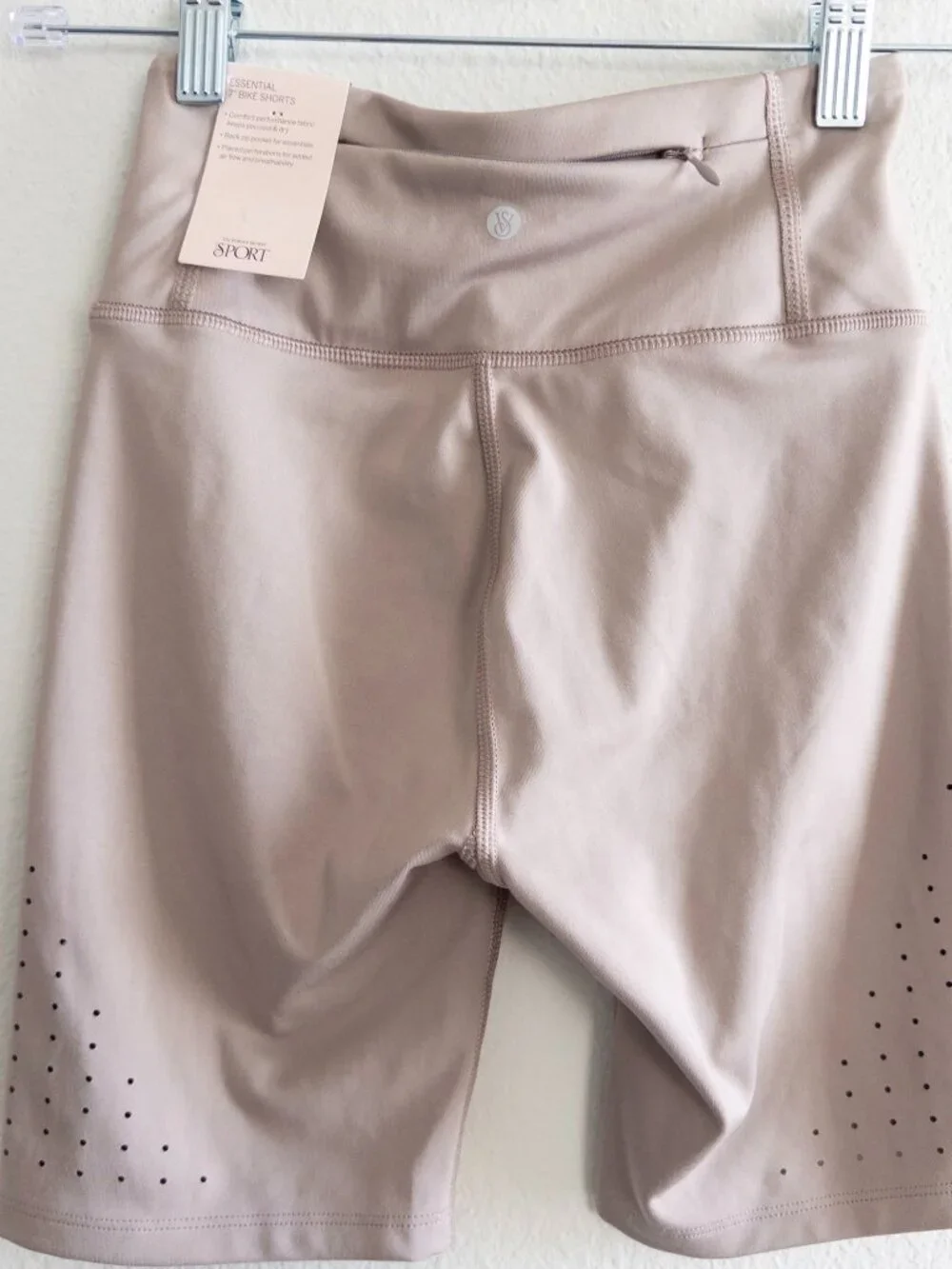 NWT Victoria's Secret Essential 7